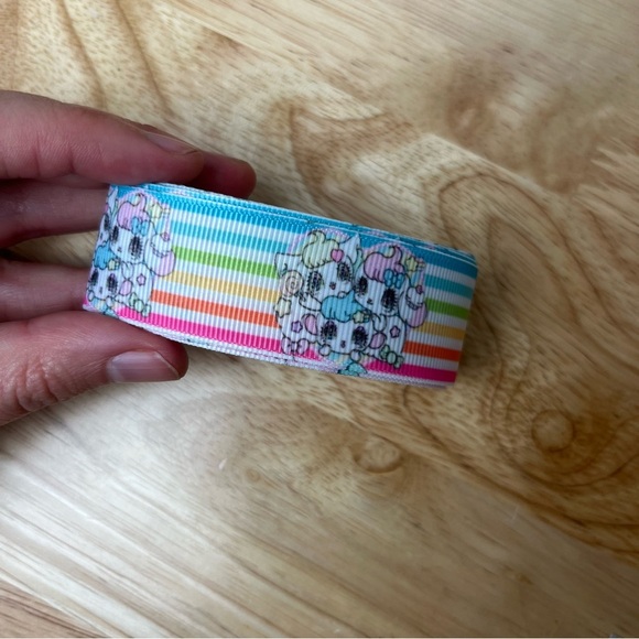 1" GROSGRAIN CRAFT RIBBON - 2 YARDS Cutie Cartoons, Rainbow Striped - Picture 2 of 7